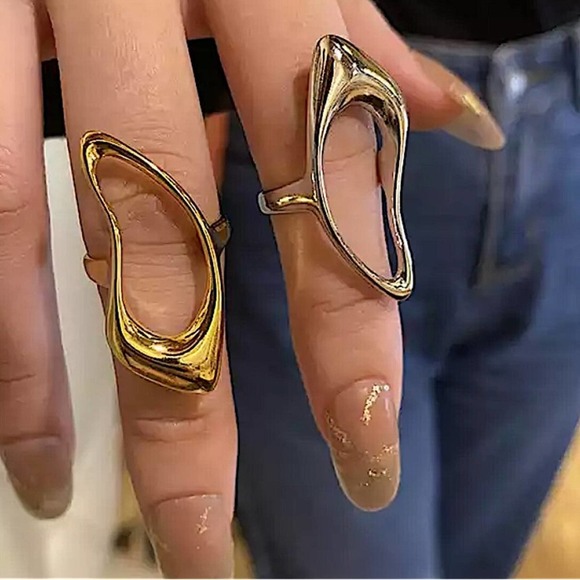 Irregular Hollow Out Sterling Silver Ring - Picture 2 of 5